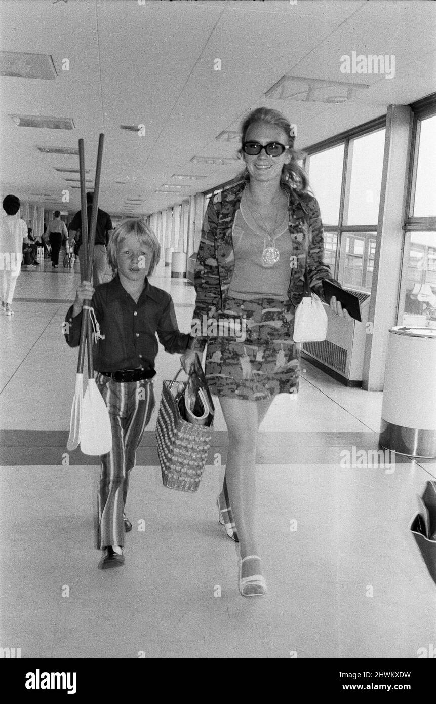 Juliet Mills and her son Sean at Heathrow Airport for New York. They were seen off by her parents. 5th July 1971. Stock Photo