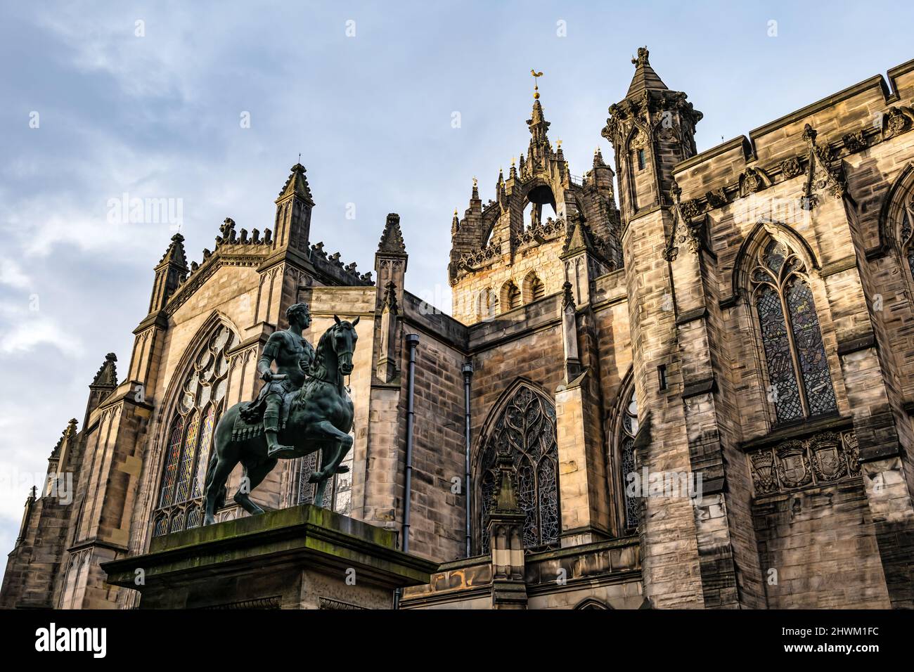 Charles II bronze equestrian statue with St Giles Cathedral, Parliament