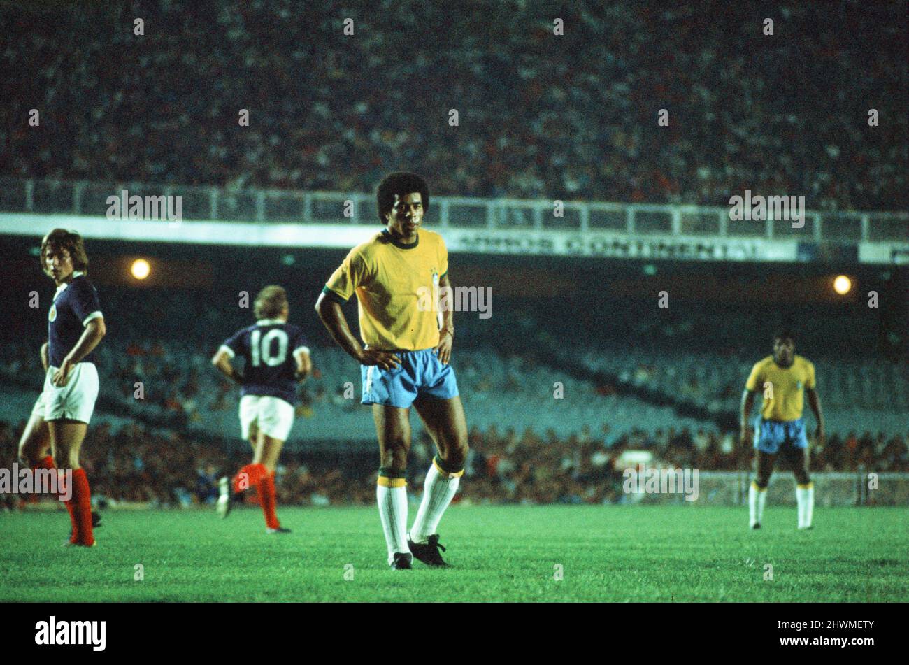 Brazil 1-0 Scotland, 1972 Brazil Independence Cup, final stage, Group A match at the Estadio do Maracana, Rio de Janeiro, Brazil, Wednesday 5th July 1972. Pictured, Jairzinho of Brazil. Stock Photo