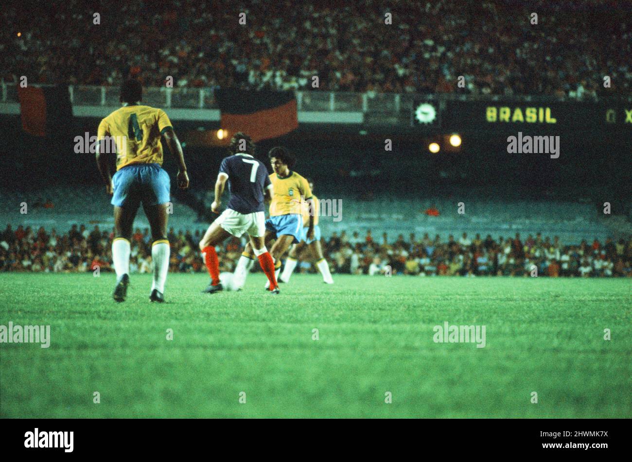 Brazil 1-0 Scotland, 1972 Brazil Independence Cup, final stage, Group A match at the Estadio do Maracana, Rio de Janeiro, Brazil, Wednesday 5th July 1972. Pictured, Action during the match. Stock Photo