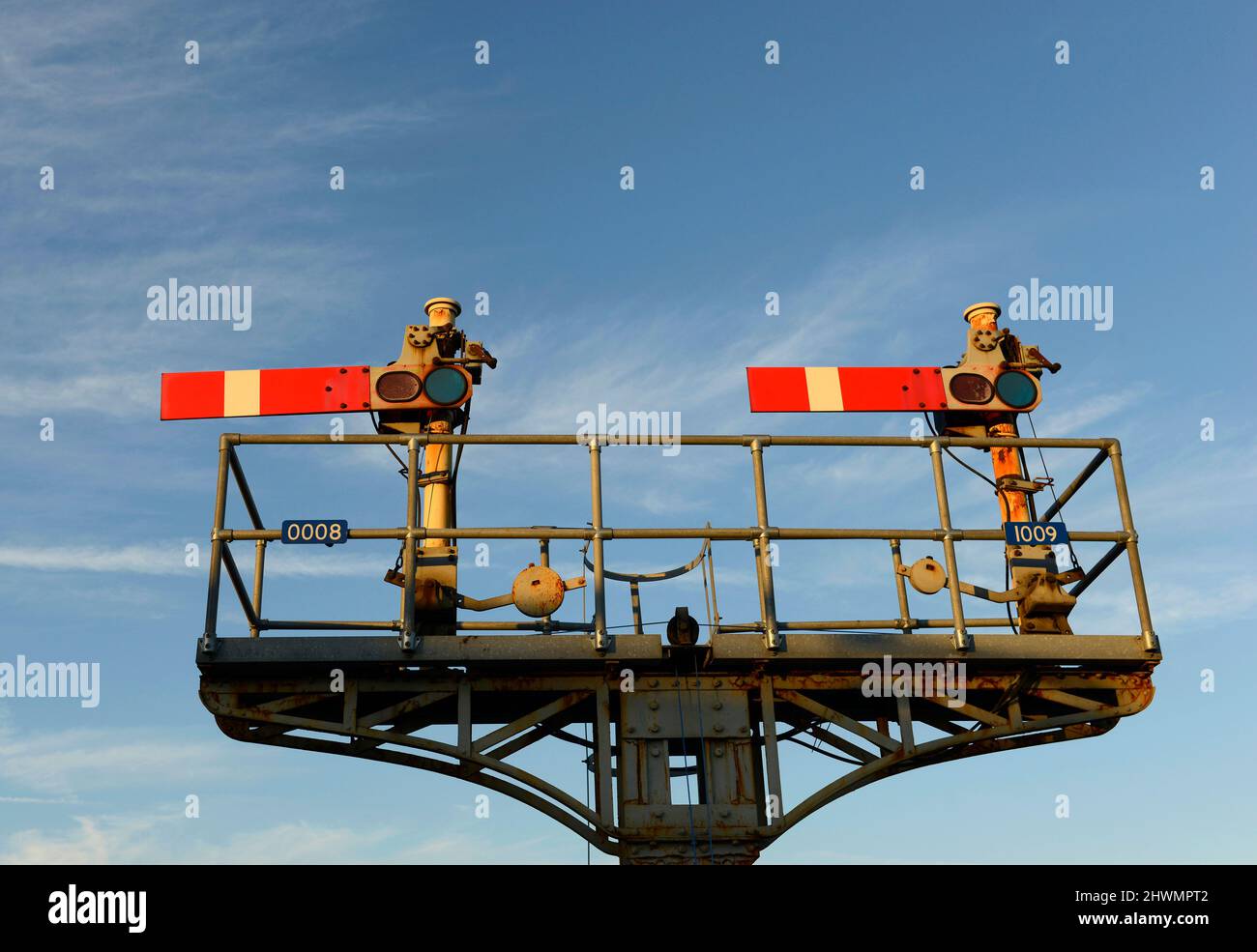 Semaphore signals at the end of the platform at Bognor Regis railway station, West Sussex, UK Stock Photo