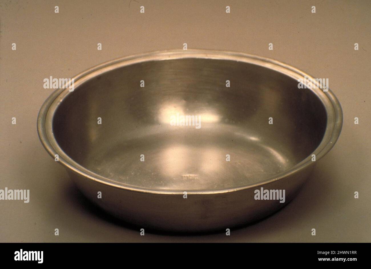 Basin. Maker, formerly attributed to: William Elsworth, American, 1746–1816 Stock Photo