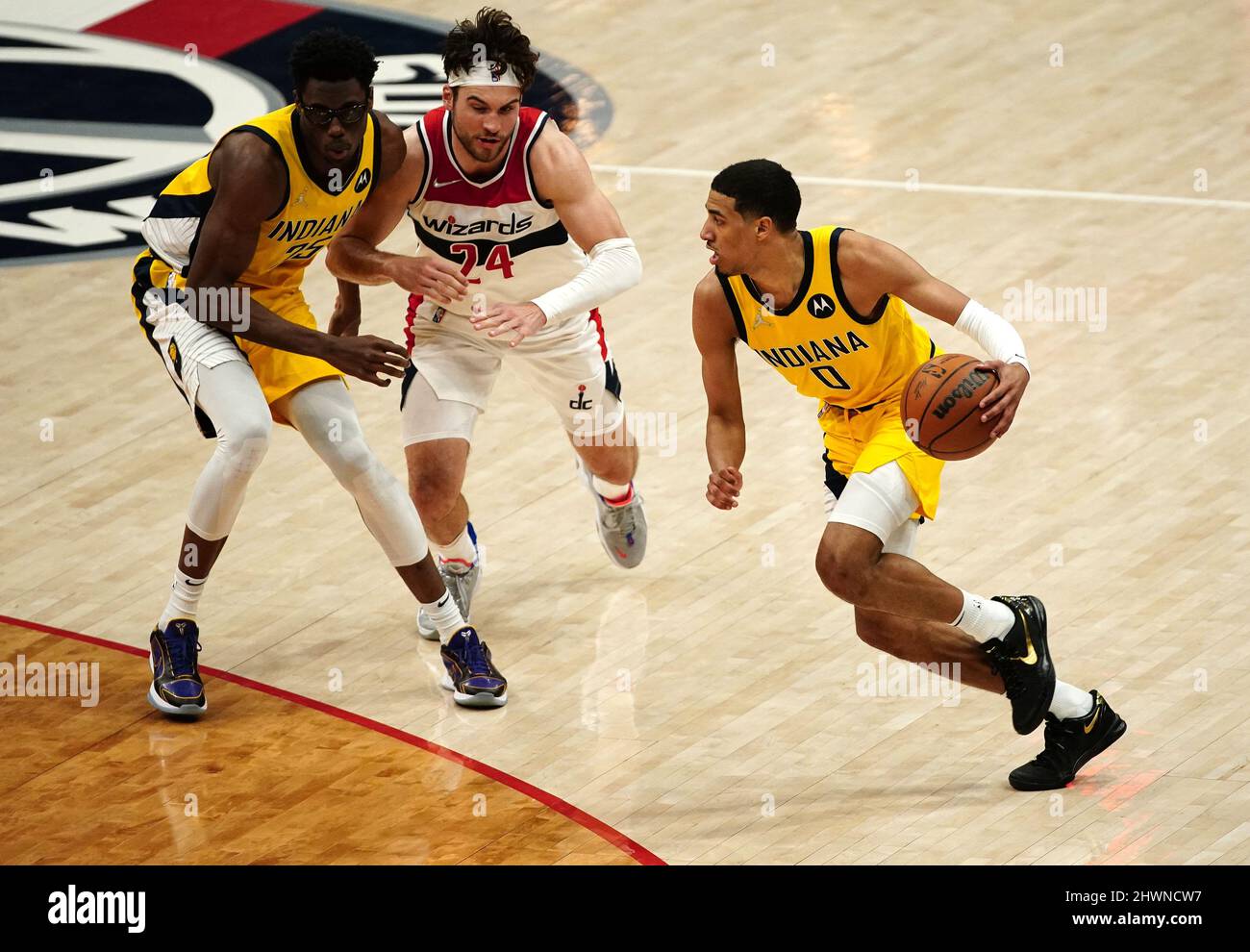 Indiana Pacers' Tyrese Haliburton (0) dunks against Washington