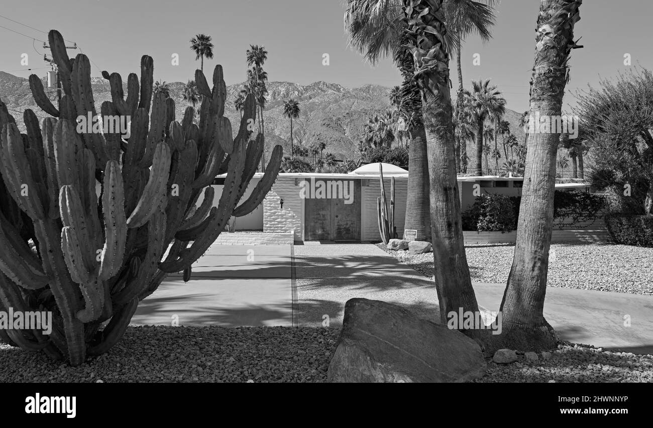 Palm Springs Mid Century Modern Stock Photo Alamy