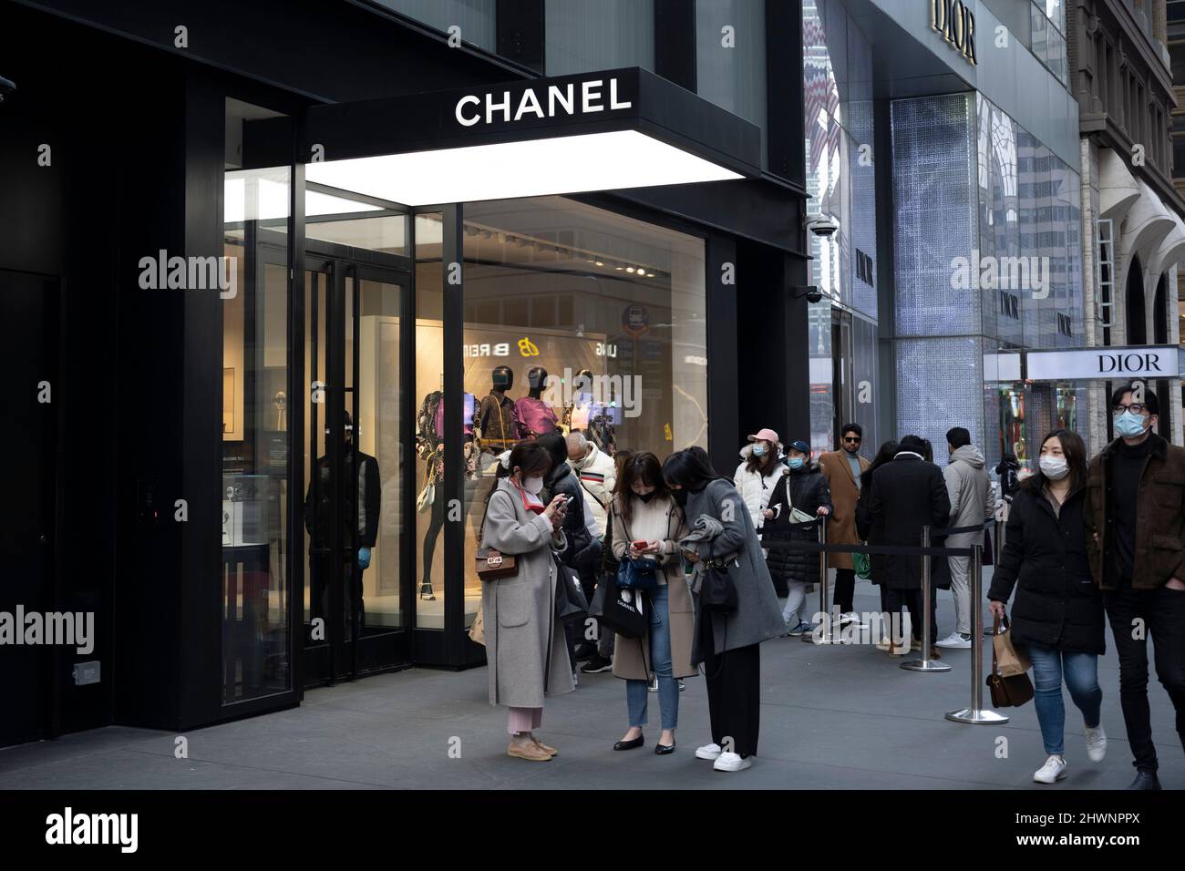 Chanel new york 57th street hi-res stock photography and images