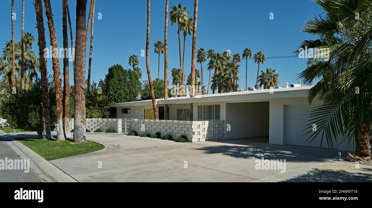 Palm Springs Mid Century Modern Stock Photo - Alamy