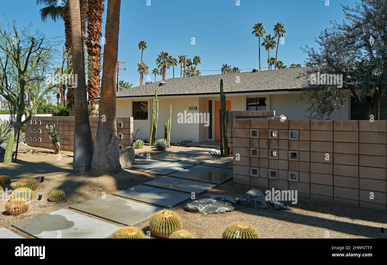Palm Springs Mid Century Modern Stock Photo - Alamy