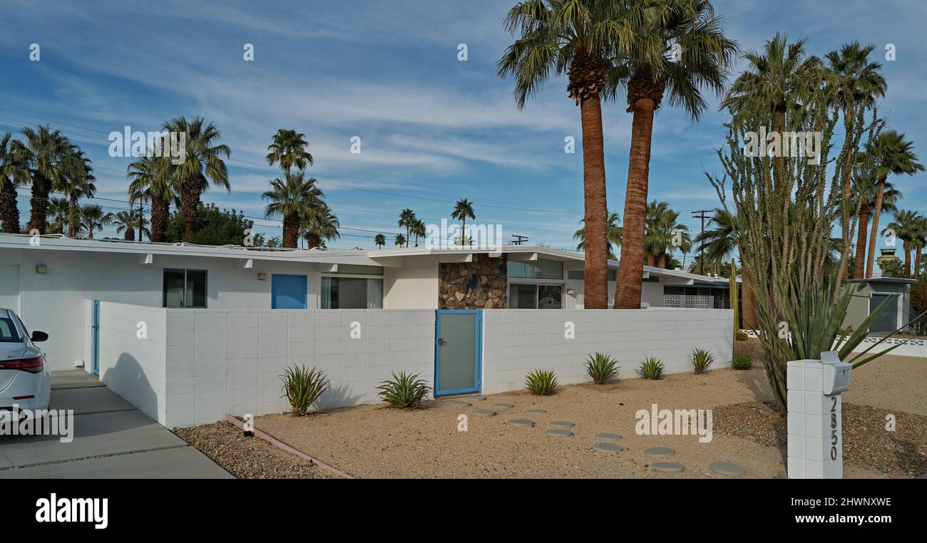 Palm Springs Mid Century Modern Stock Photo - Alamy