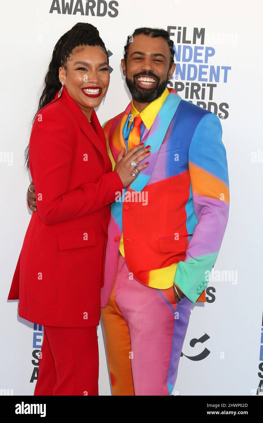 LOS ANGELES - DEC 6: Emmy Raver-Lampman, Daveed Diggs at the 2022 Film ...