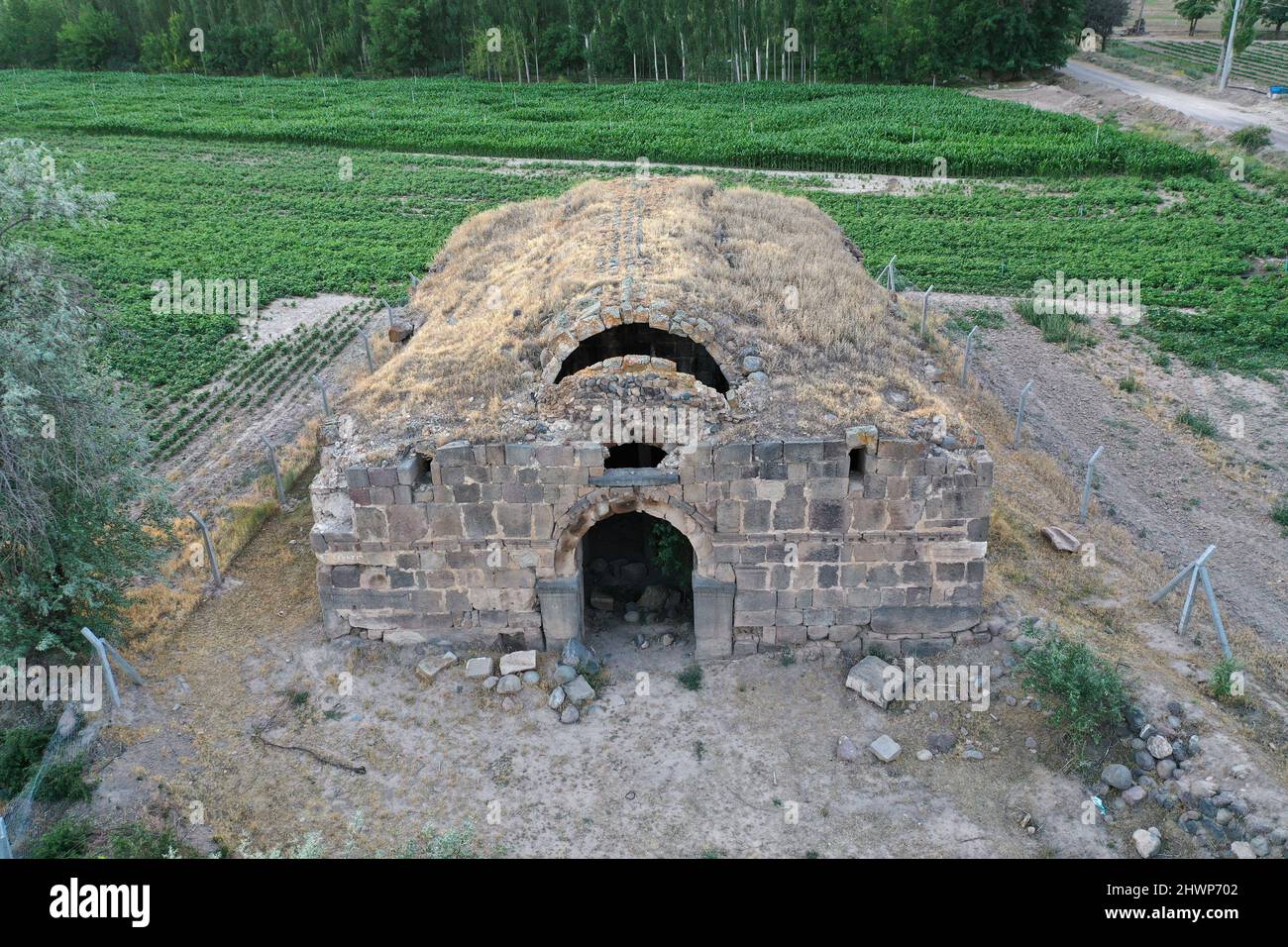 Siracakil Han Caravanserai was built during the Anatolian Seljuk period. A photograph of the caravanserai taken with a drone. Nigde, Turkey. Stock Photo