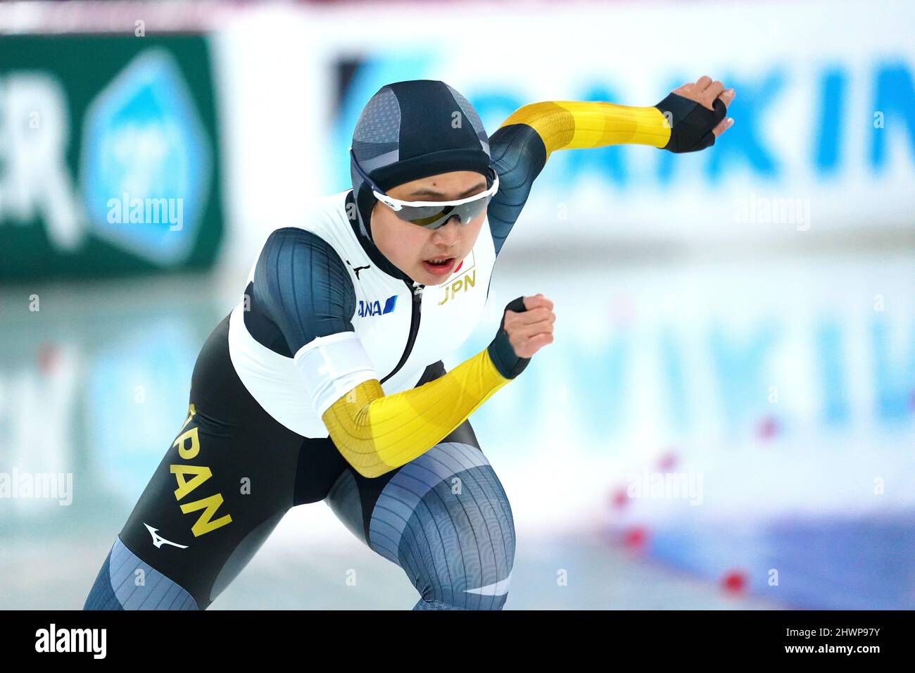 Arisa Tsujimoto (JPN) on 500m women during ISU World Speed Skating