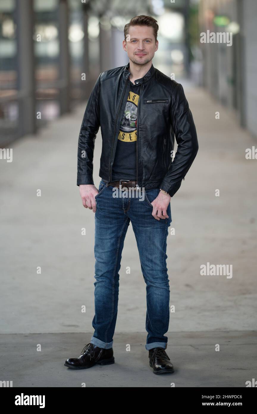 Cologne, Germany. 02nd Mar, 2022. 'Alles was zählt' actor Bastian Semm stands on the grounds of MMC Studios. Starting March 14, German actor Semm can be seen on 'Alles was zählt. Credit: Henning Kaiser/dpa/Alamy Live News Stock Photo