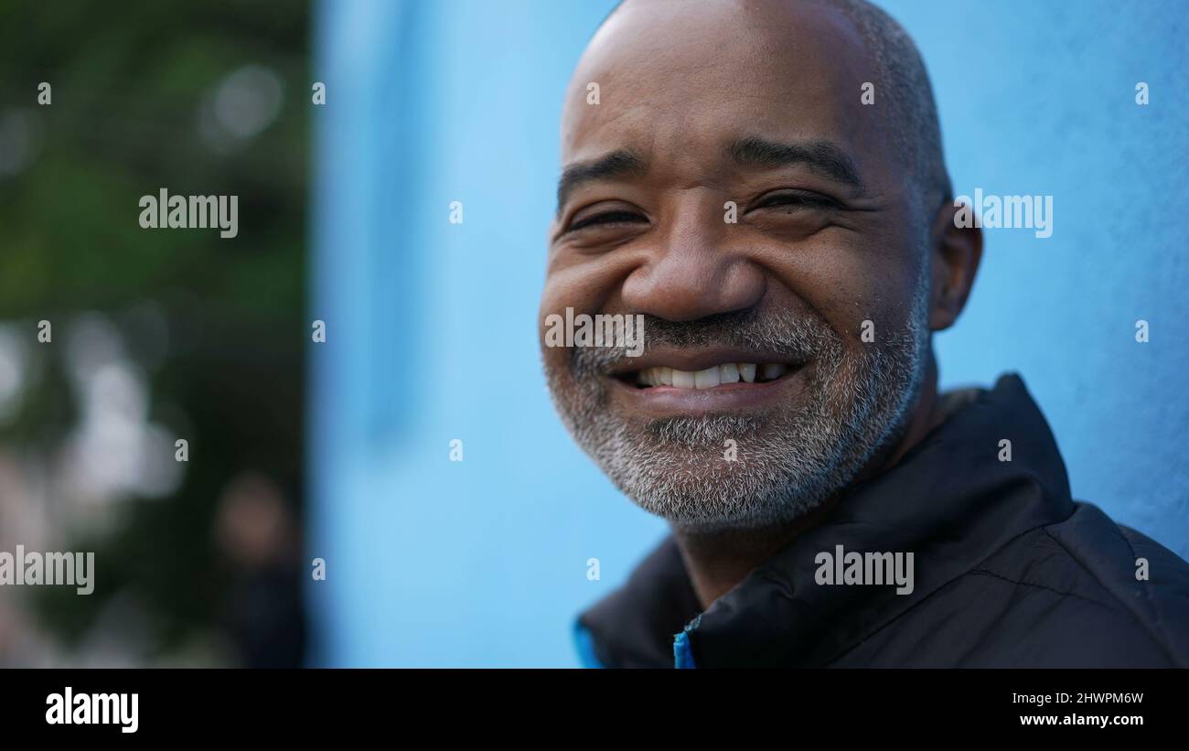 Portrait elderly black brazilian man hi-res stock photography and ...
