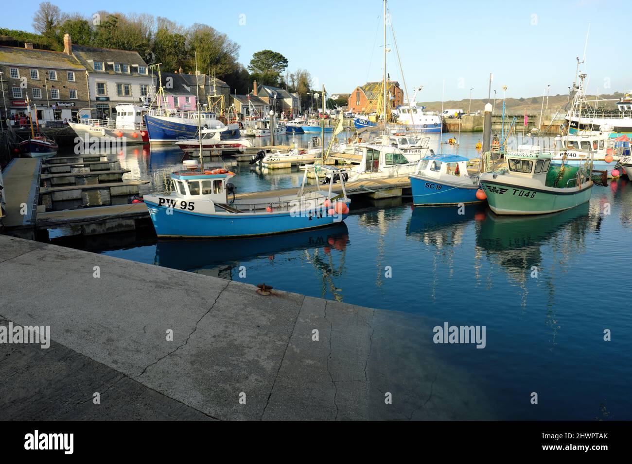 Padstow harbour fishing boat hires stock photography and images Alamy
