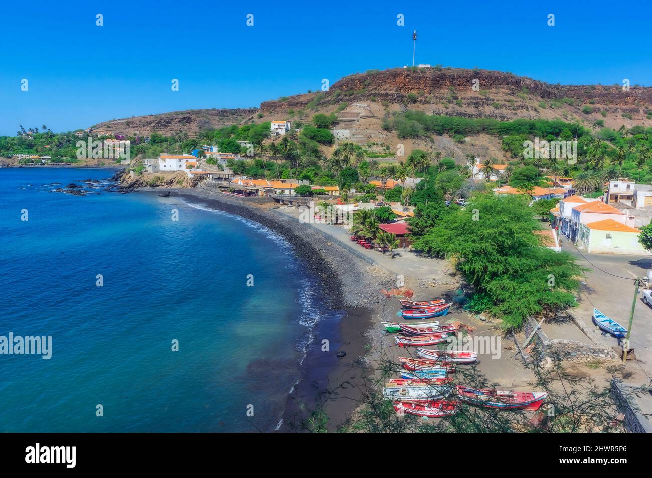 Cape Verde, Sao Vicente, Mindelo, Edge of coastal city in summer with