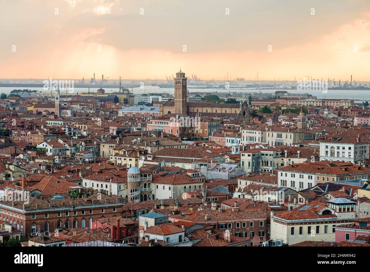 Old town venice italy hi-res stock photography and images - Alamy