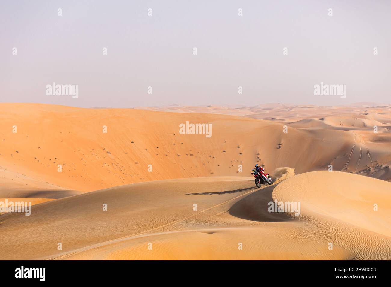 Abu Dhabi, Emirats Arabes Unis. 07th Mar, 2022. 03 SUNDERLAND Sam (gbr), GasGas Factory Racing, KTM 450 Rally Factory Replica, FIM W2RC, action during the Stage 2 of the Abu Dhabi Desert Challenge 2022, on March 7, 2022 in the Liwa Desert, in Abu Dhabi, United Arab Emirates - Photo Bastien Roux/DPPI Credit: DPPI Media/Alamy Live News Stock Photo