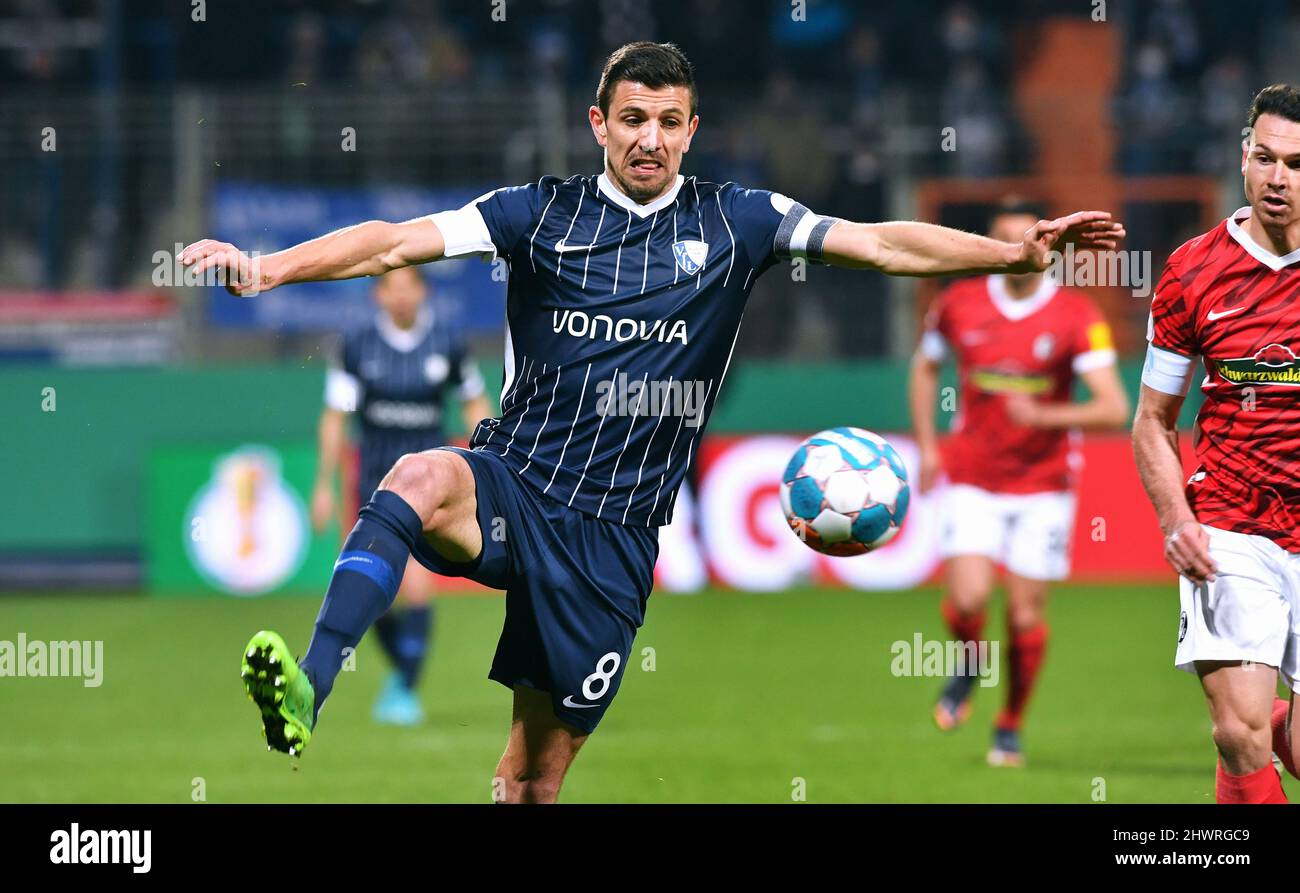 Vfl bochum sc freiburg hires stock photography and images Alamy