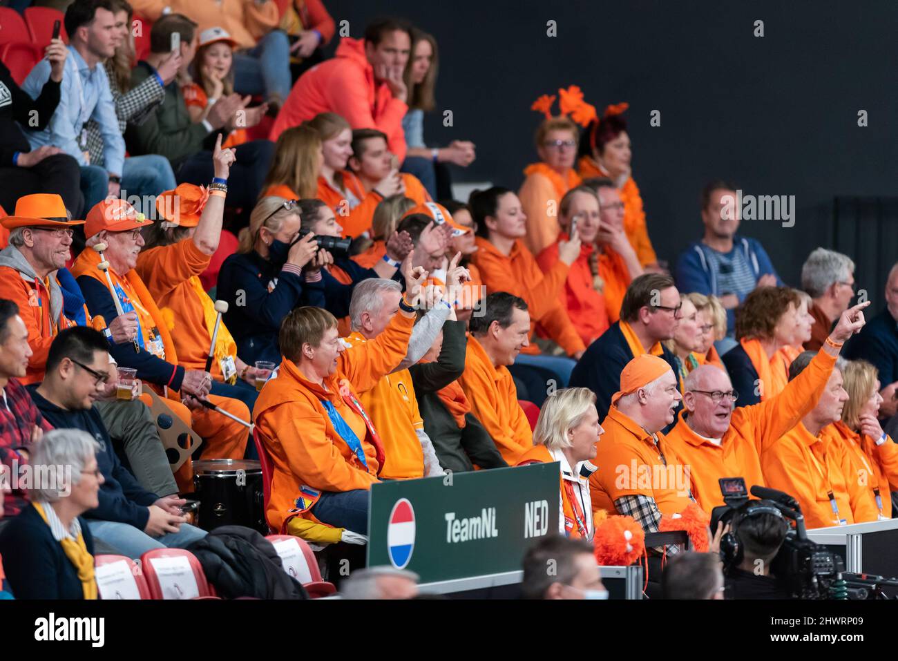 DEN HAAG, NETHERLANDS - MARCH 5: Dutch supporters during the 2022 Davis Cup Qualifier between Netherlands and Canada at Sportcampus Zuiderpark on March 5, 2022 in Den Haag, Netherlands (Photo by Rob Sebel/Orange Pictures) Stock Photo