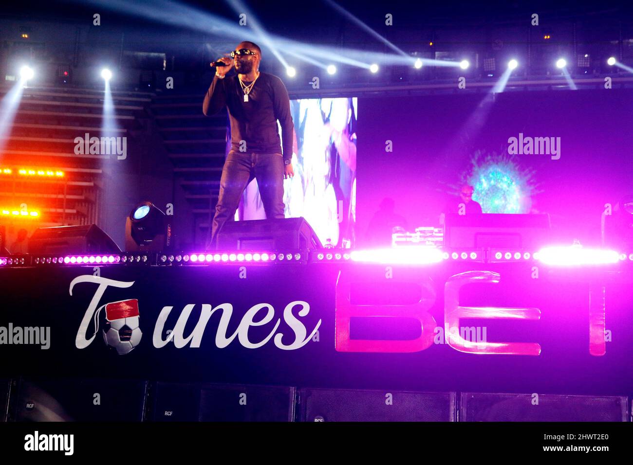 Tunisia. 06th Mar, 2022. The world famous singer Maître Gims in concert at the Salle Omnisport de Radés, on Saturday March 5, 2022. This great spectacle is organized by the executive office of the union of security agents and executives of the Head of State and official personalities. (photo by Mahjoub Yassine/Sipa USA). Credit: Sipa USA/Alamy Live News Stock Photo