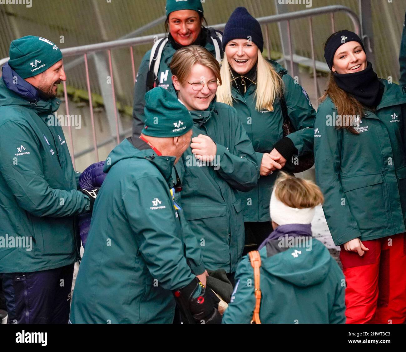 Marit Uses Oxygen Support Lise Åserud A Tradition Spanning Eight Decades
