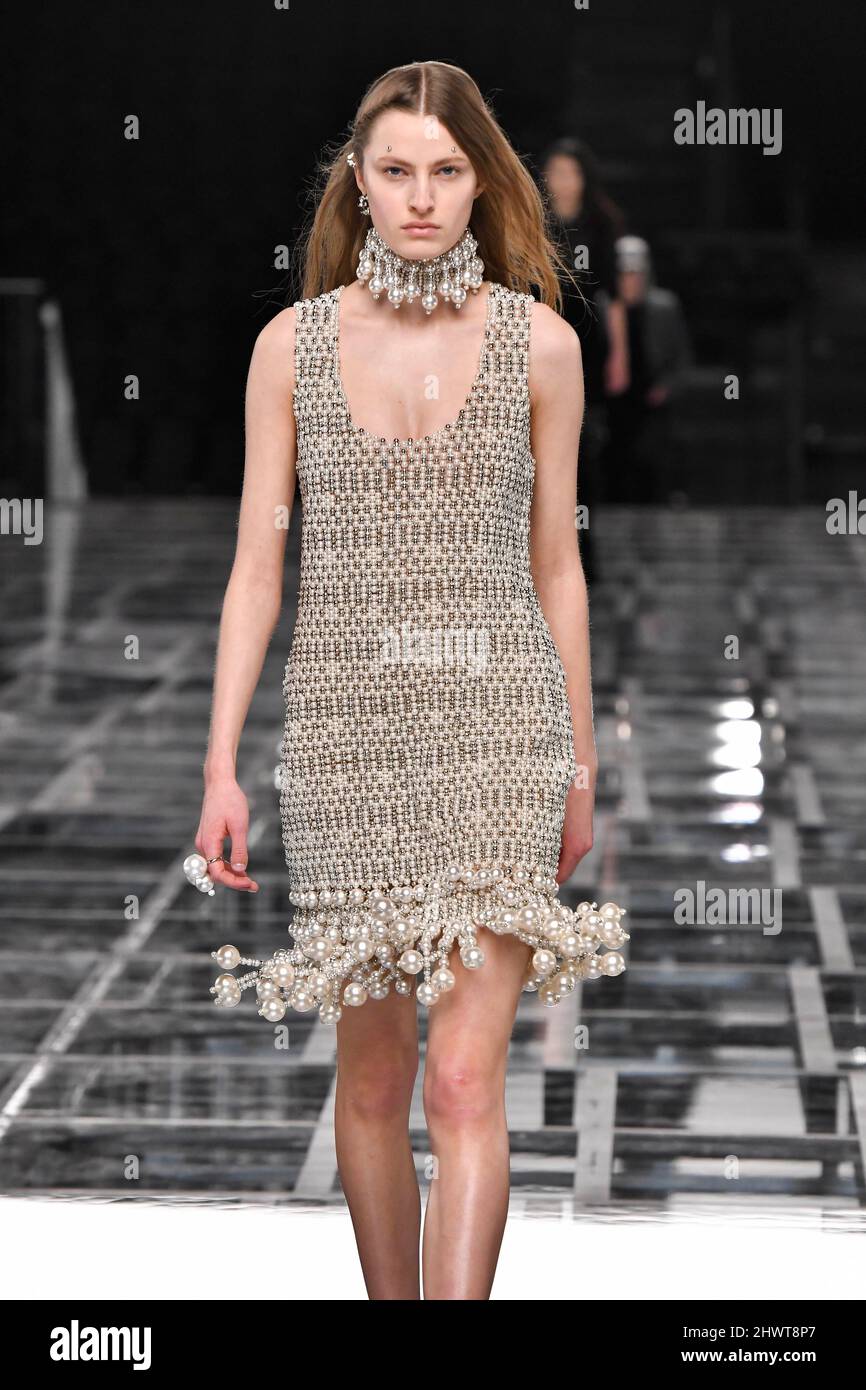 Model Felice Nova Noordhoff walks on the runway at the Givenchy fashion  show during Fall Winter 2022 Collections Fashion Show at Paris Fashion Week  in Paris, France on March 6 2022. (Photo