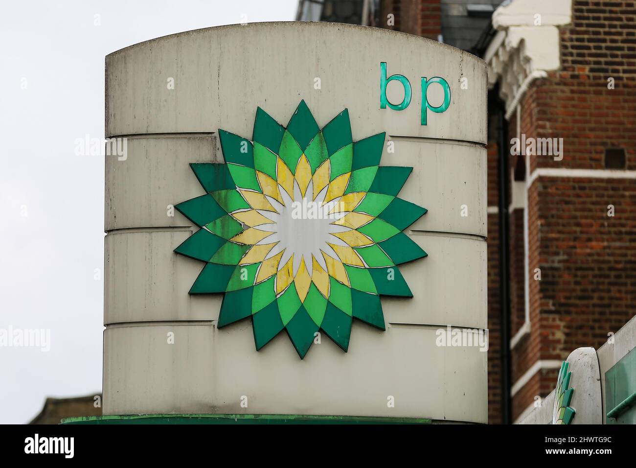 London, UK 7 Mar 2022. A BP logo at its petrol station. Fuel prices hit new UK records as RussiaÕs invasion of Ukraine continues. Credit Dinendra Haria /Alamy Live News Stock Photo
