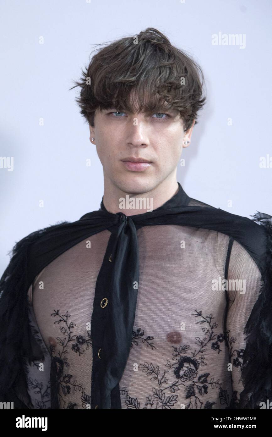 Cody Fern attending the Louis Vuitton Womenswear Fall/Winter 2022/2023 show  as part of Paris Fashion Week in Paris, France on March 07, 2022. Photo by  Aurore Marechal/ABACAPRESS.COM Stock Photo - Alamy