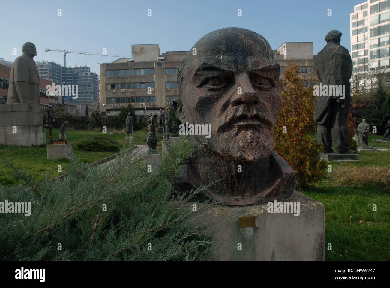 Huge Statue of Lenin on display at the Museum of Socialist Art, Sofia ...