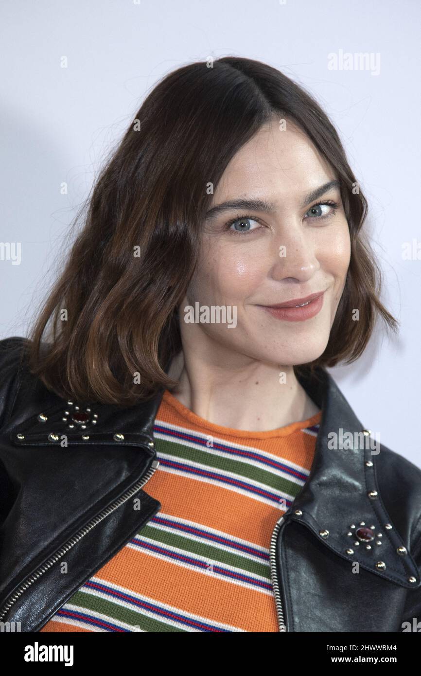 Alexa Chung attending the Louis Vuitton Womenswear Fall/Winter 2022/2023  show as part of Paris Fashion Week in Paris, France on March 07, 2022.  Photo by Aurore Marechal/ABACAPRESS.COM Stock Photo - Alamy