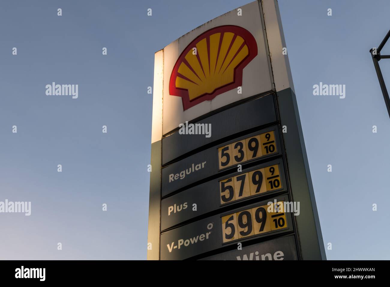 Seattle, USA. 7th Mar, 2022. The Shell gas station on Denny way and Wall Street in the shadow of the Space Needle with unleaded breaching the five dollar a gallon mark. Gas prices are surging across the United States after Russia’s invasion on Ukraine on the 24th of Feb. Struggling Americans are dealing with skyrocketing inflation and increasing rents as Covid-19 restrictions lessen and the world opens up. James Anderson/Alamy Live News Stock Photo