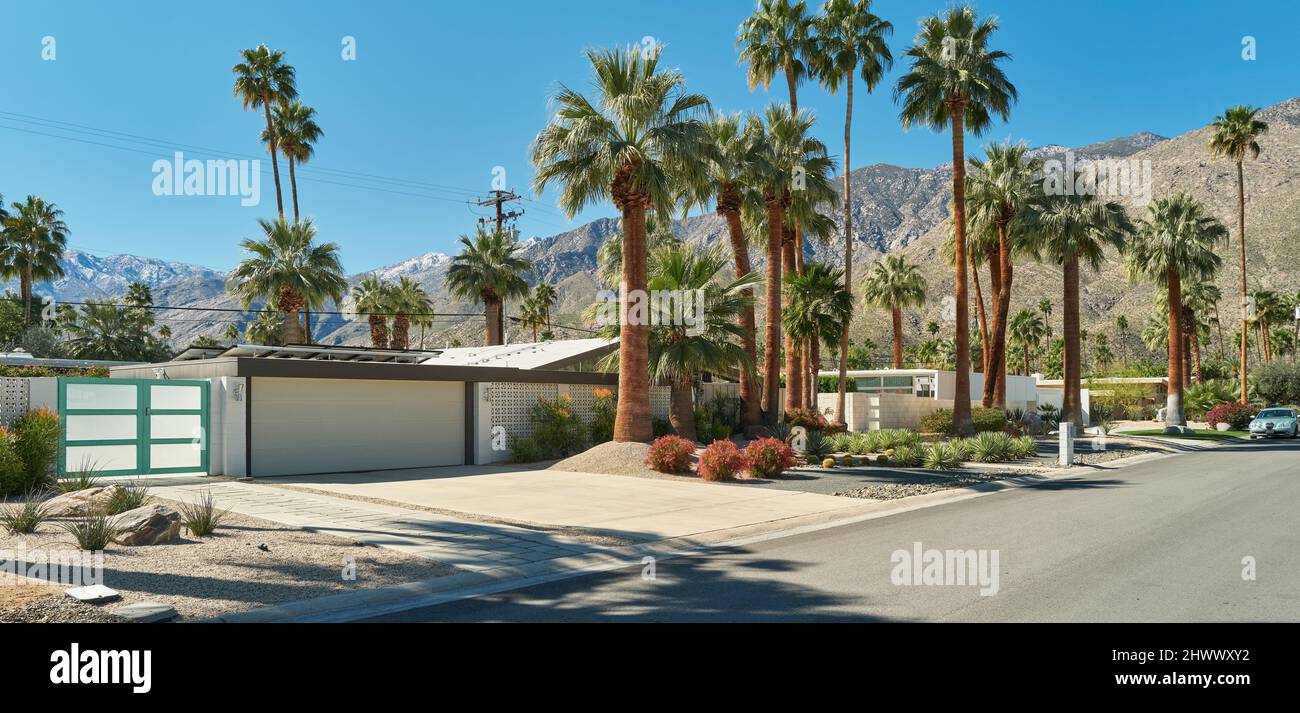 Palm Springs Mid Century Modern Stock Photo Alamy