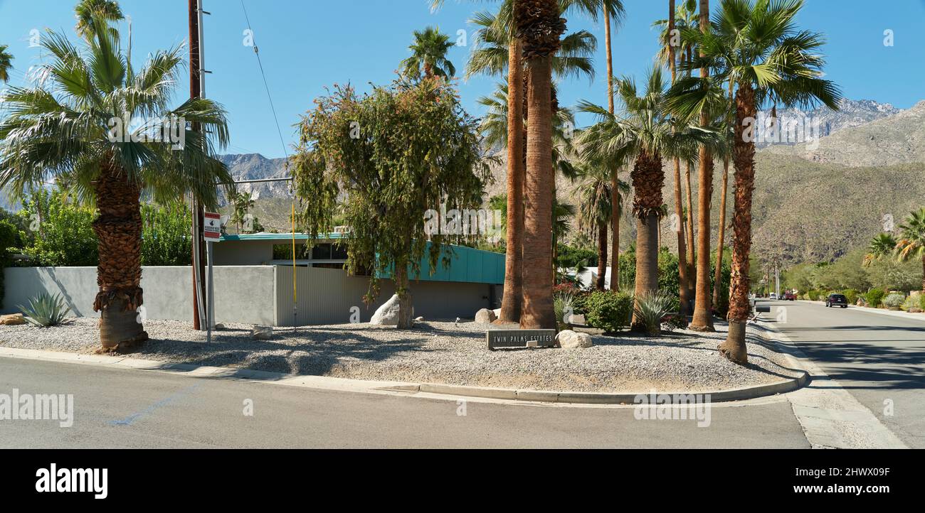Palm Springs Mid Century Modern Stock Photo Alamy