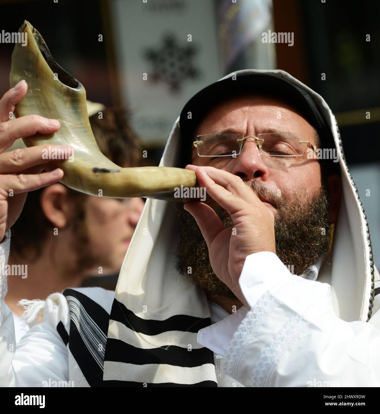 Uman, Ukraine. 21th of September 2017. A Jewish man blowing the Shofar ...