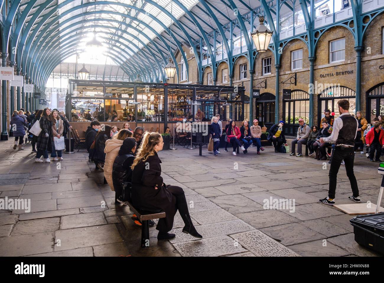 Covent Garden street artists, apple market, London, England, Great Britain Stock Photo