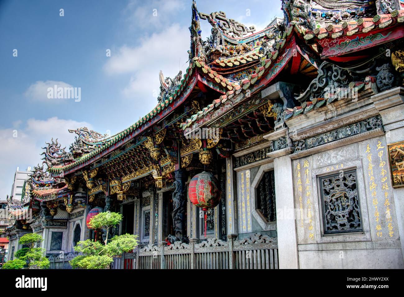 Mengjia Longshan Temple, Taipei,Taiwan Stock Photo - Alamy