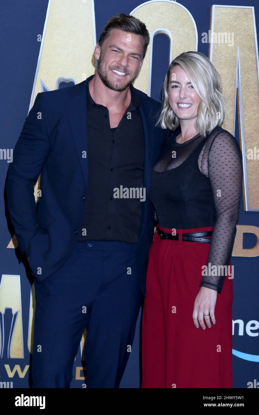 Alan ritchson and catherine ritchson hi res stock photography and