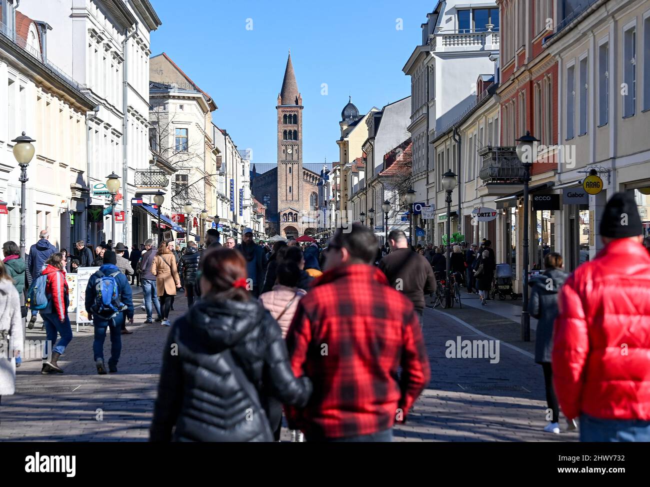 Potsdam, Germany. 08th Mar, 2022. Many tourists walk in Potsdam's city  center on Brandenburger Straße with numerous cafes and stores. Since in  Berlin March 8 is a holiday with closed stores, many