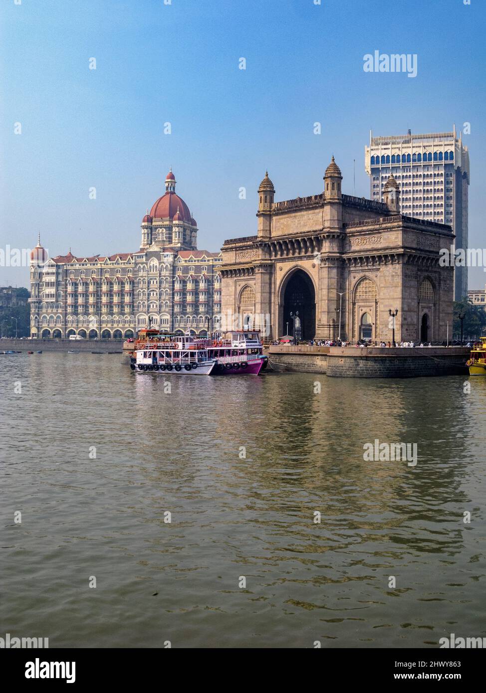 India, Maharashtra, Mumbai. The Gateway of India, The Taj Mahal Palace Hotel & The Taj Mahal Tower Hotel. Stock Photo