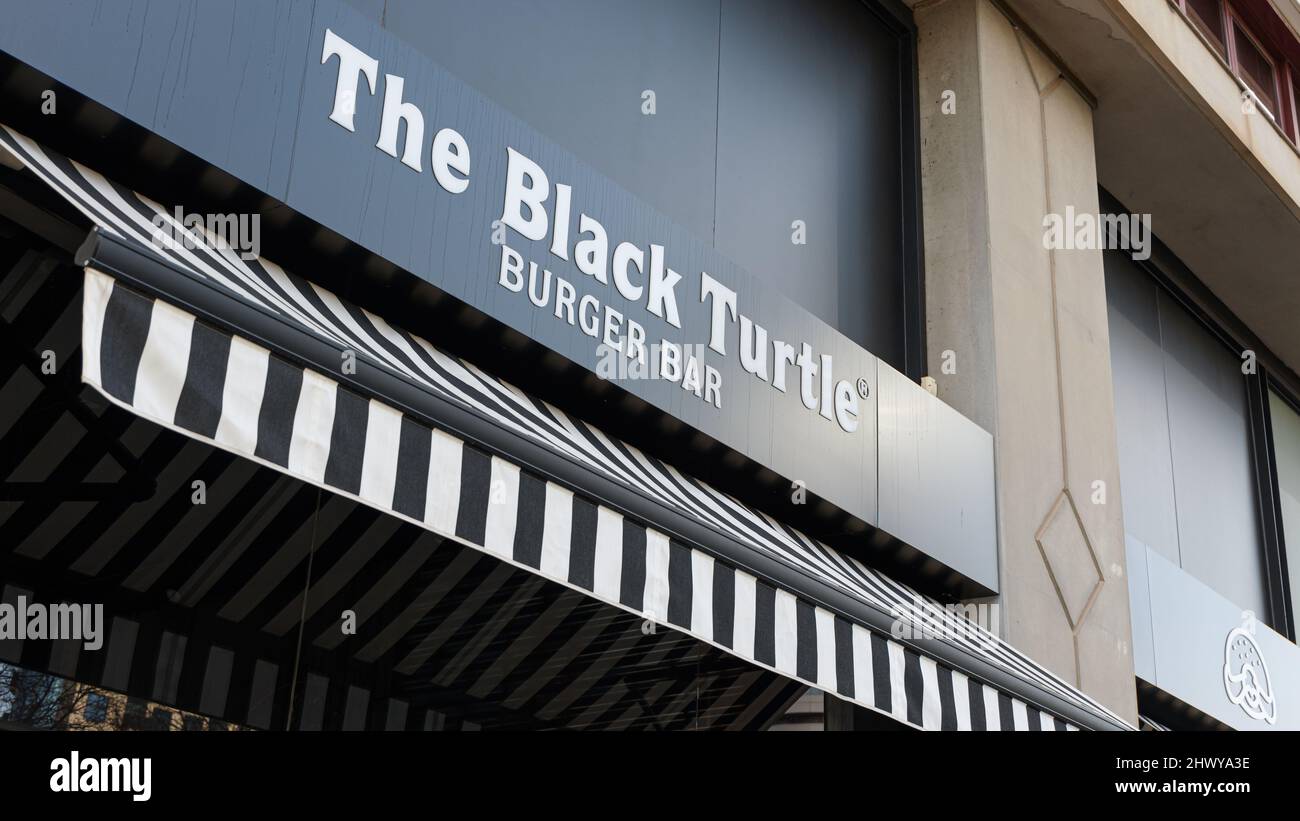 VALENCIA, SPAIN - MARCH 04, 2022: The Black Turtle is a Spanish chain of american food restaurants Stock Photo