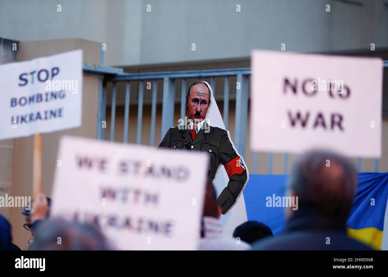 Hitler cardboard hires stock photography and images Alamy