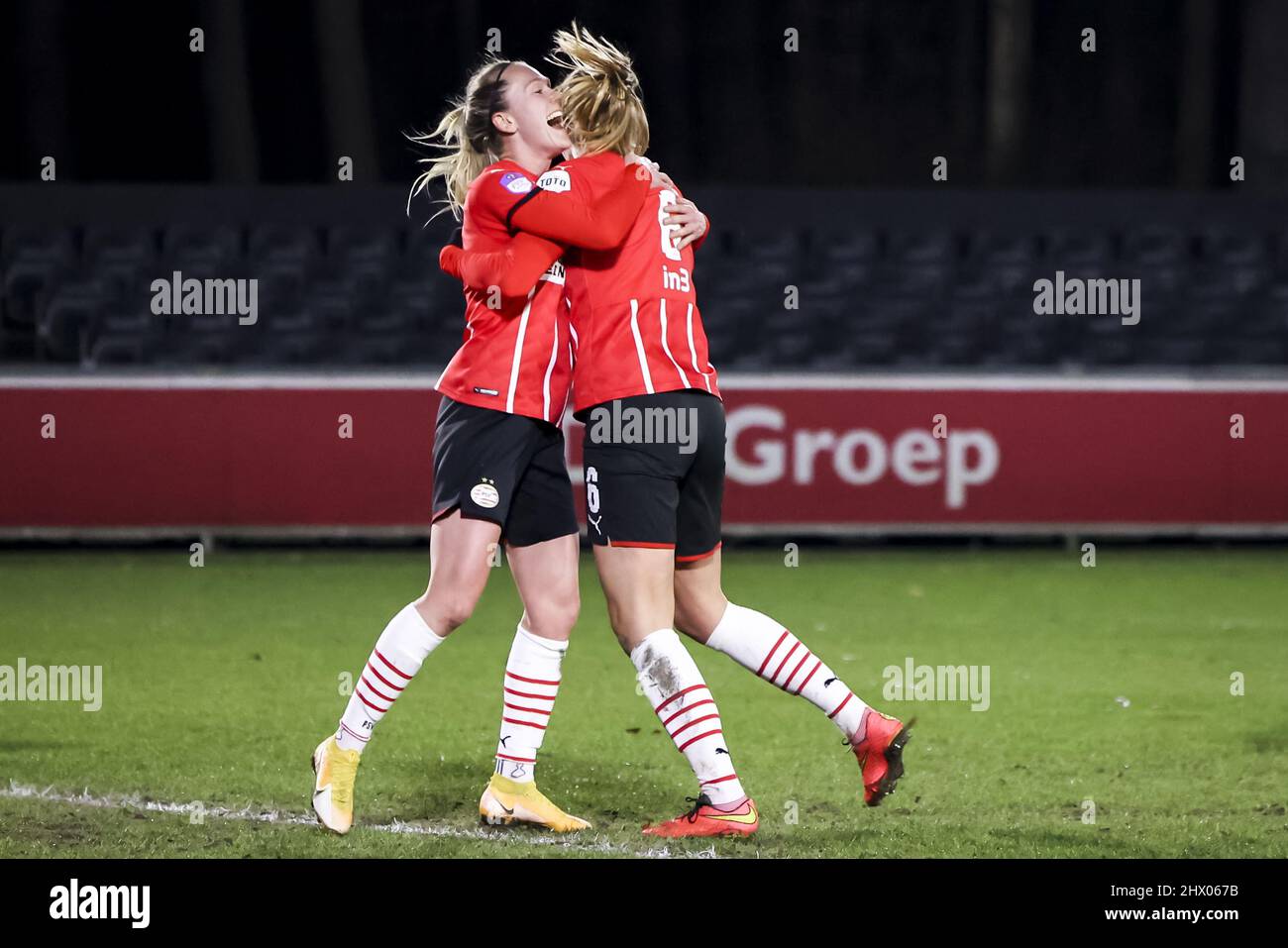 Eindhoven 08 03 22 De Herdgang Toto Knvb Beker Psv Feyenoord Cup Women Season 21 22 Psv Player Manuschka Waldus Celebrate Her Goal 2 0 During The Match Psv Feyenoord Eindhoven 08 03 22 De Herdgang Toto Knvb Beker Psv Feyenoord Cup Women Season 21 22 Psv Player Manuschka Waldus Celebrate Her Goal 2 0 During The Match Psv Feyenoord