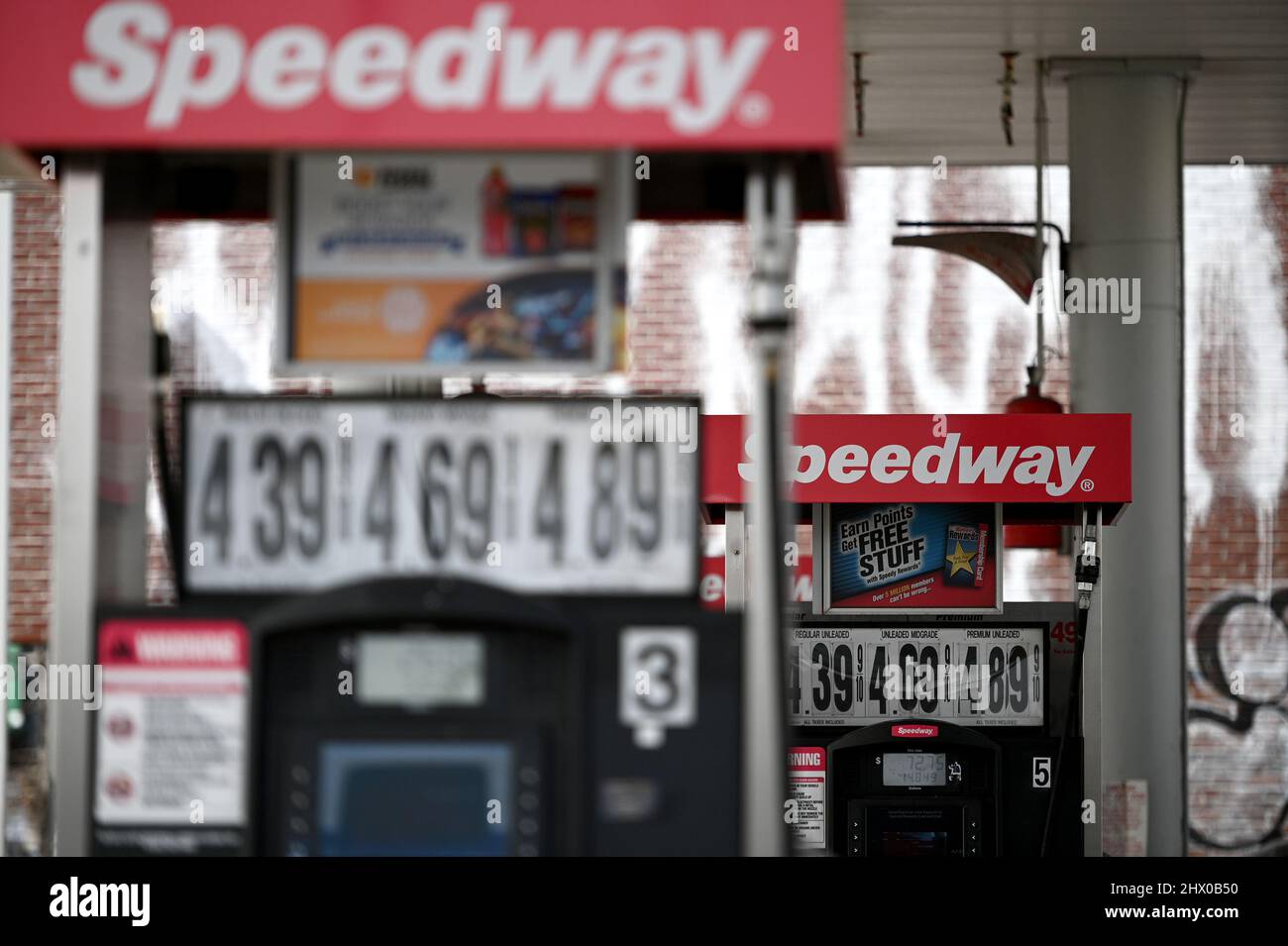 New York, USA. 08th Mar, 2022. Gas prices approaching 5 a gallon are