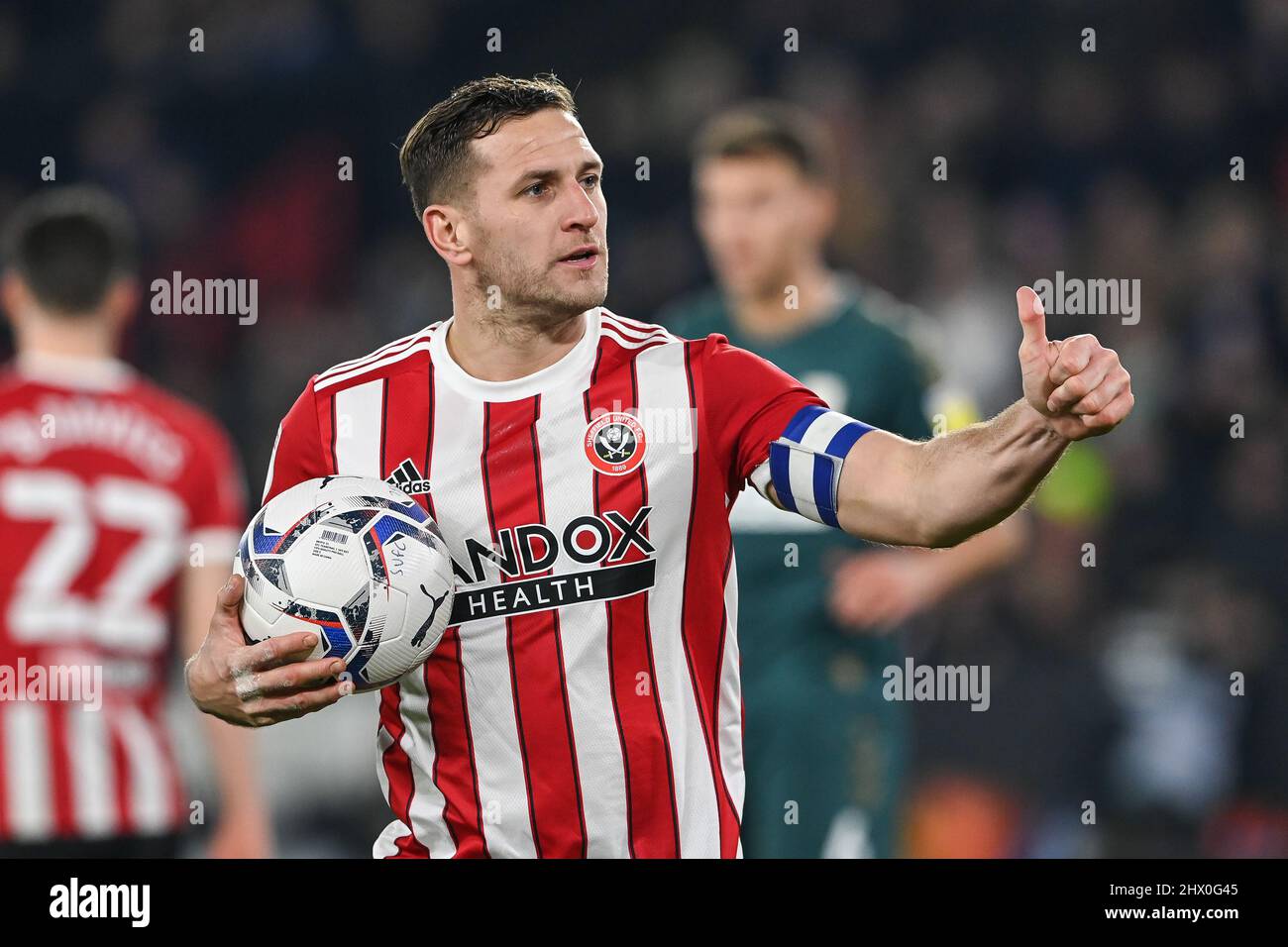 Billy Sharp #10 of Sheffield United gives the thumbs up to the away ...