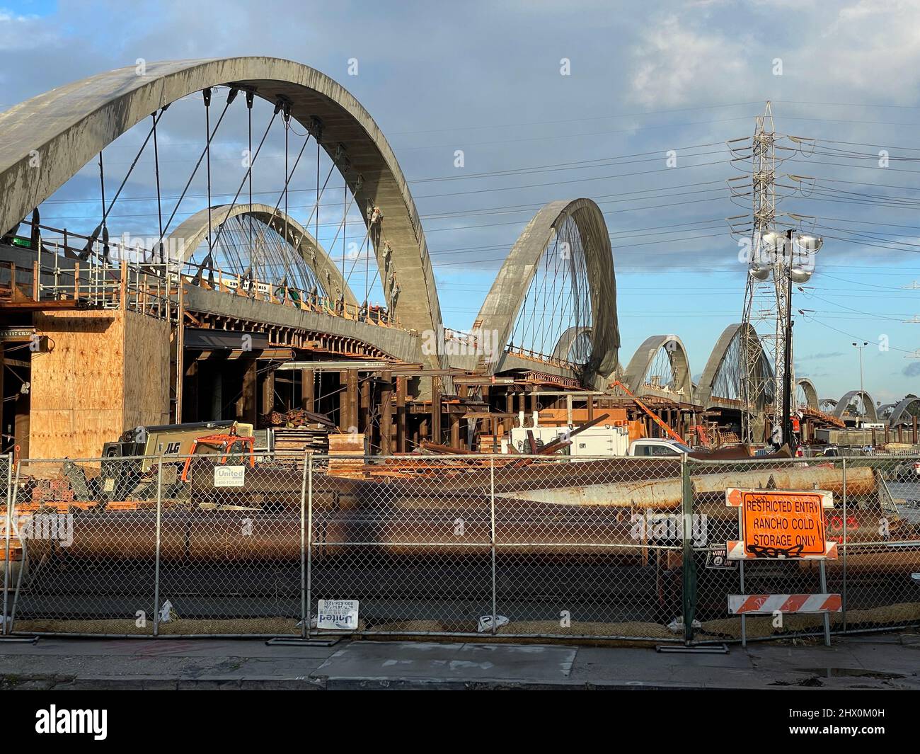 6th Street bridge under construction in downtown Los Angeles, CA Stock
