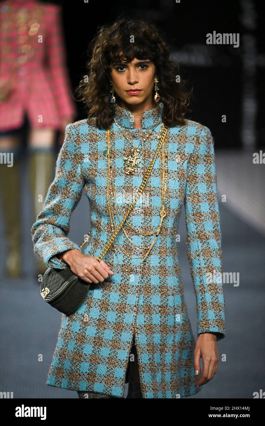 シャネル (CHANEL) ショー写真集 CATWALK 113,486 Chanel Catwalk Stock Photos, High-Res Pictures, and