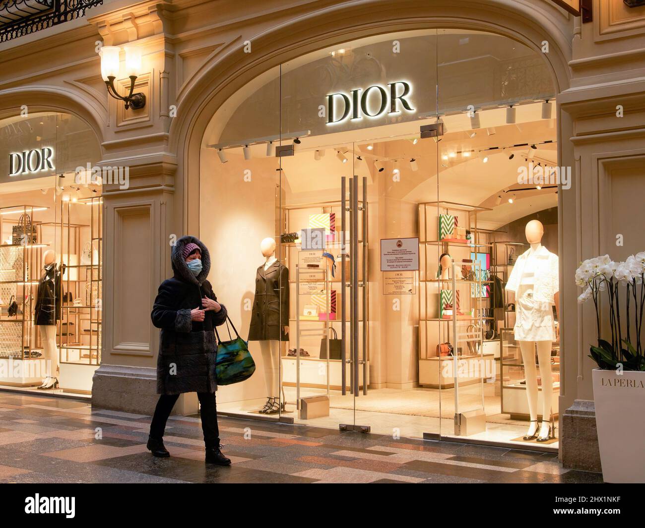 Russia moscow dior hi res stock photography and images Alamy