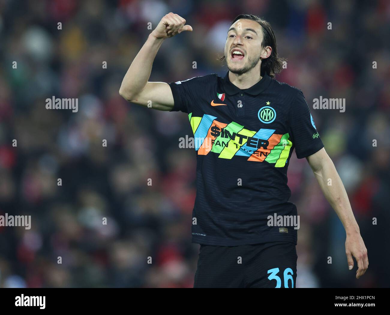 Matteo Darmian of FC Internazionale fights for the ball against Henrikh  Mkhitaryan of AS Roma during the Serie A 2020/21 / LM Stock Photo - Alamy