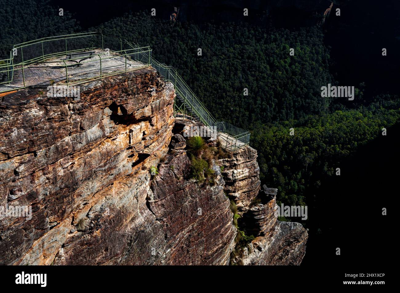 Wild scenery at Pulpit Rock Lookout in Blue Mountains National Park. Stock Photo
