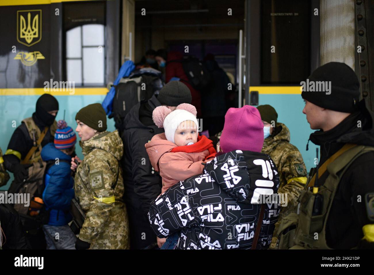 Child evacuation hi-res stock photography and images - Alamy